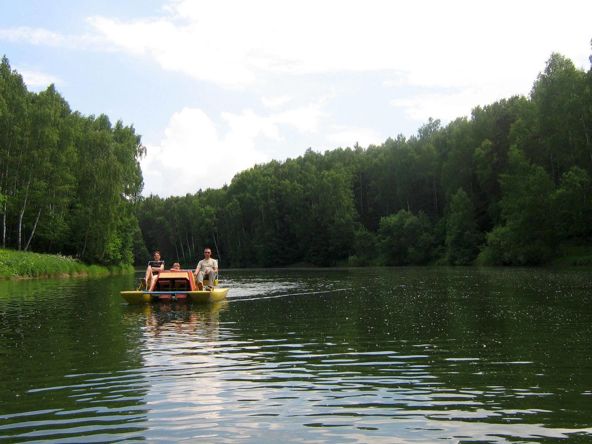 Golden Lakes Village Ardennes Boussu-lez-Walcourt Dış mekan fotoğraf
